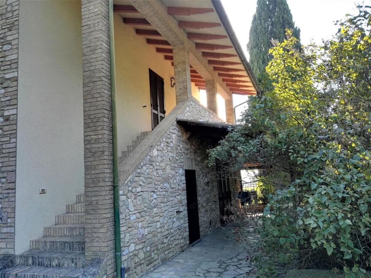 Villa Con Piscina Assisi Exterior photo